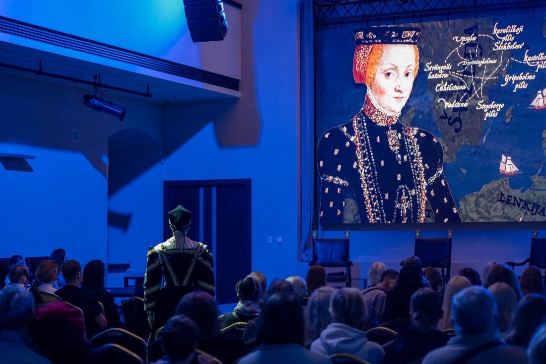 Diena rūmuose – senovės pakerėti
