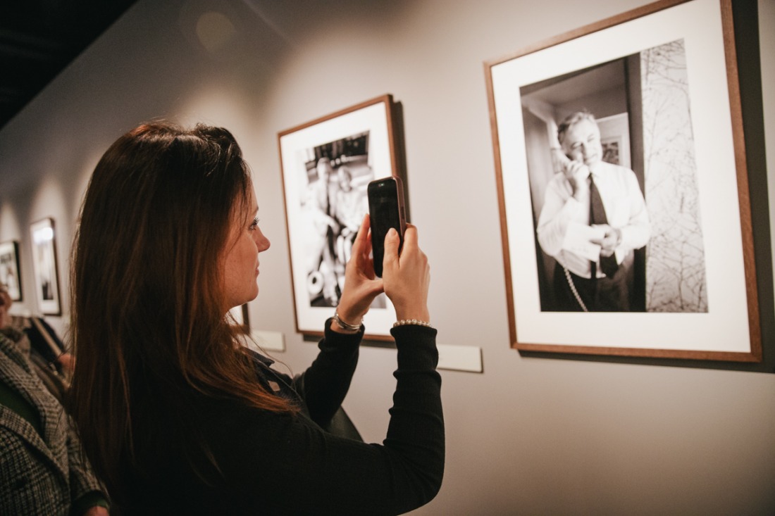Atidaryta Prezidento Valdo Adamkaus šimtmečiui skirta Antano Sutkaus fotografijų paroda
