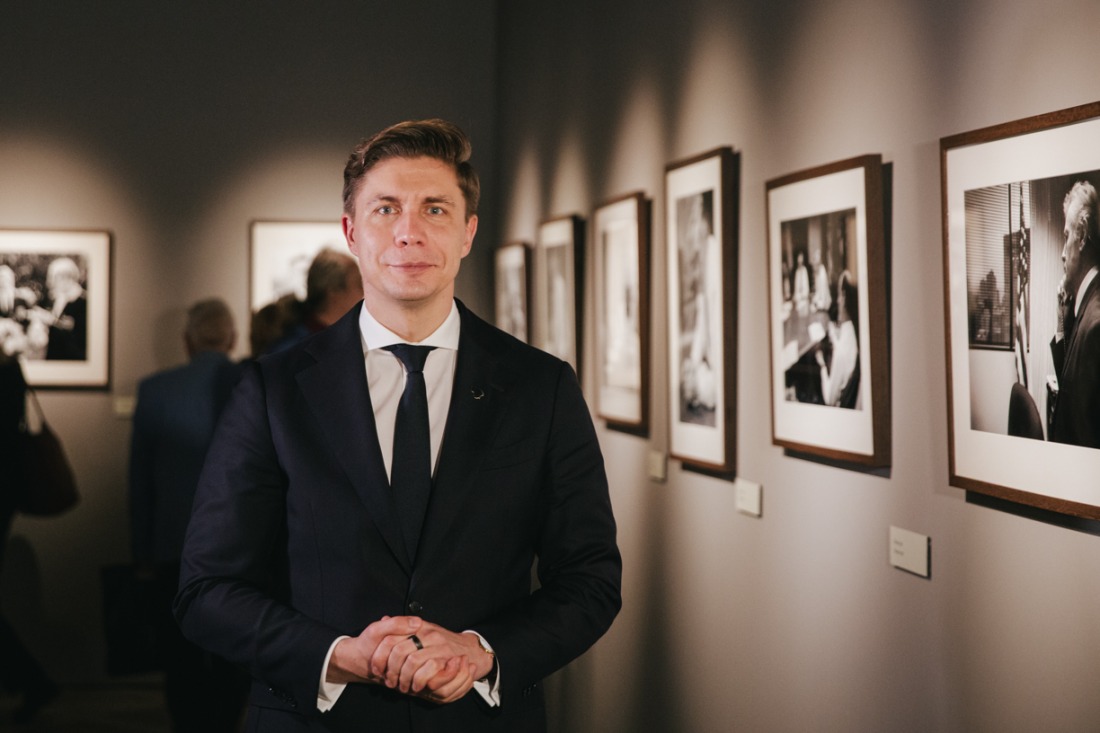 Antano Sutkaus fotografijų parodos „Valdui Adamkui – 100“ atidarymas