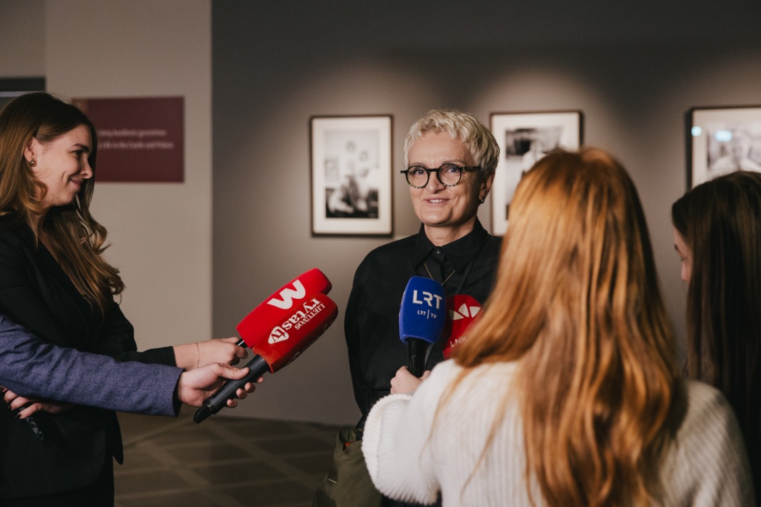 Antano Sutkaus fotografijų parodos „Valdui Adamkui – 100“ atidarymas