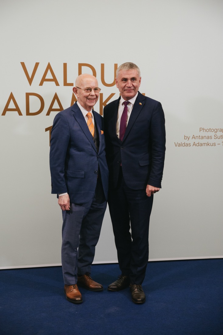Antano Sutkaus fotografijų parodos „Valdui Adamkui – 100“ atidarymas