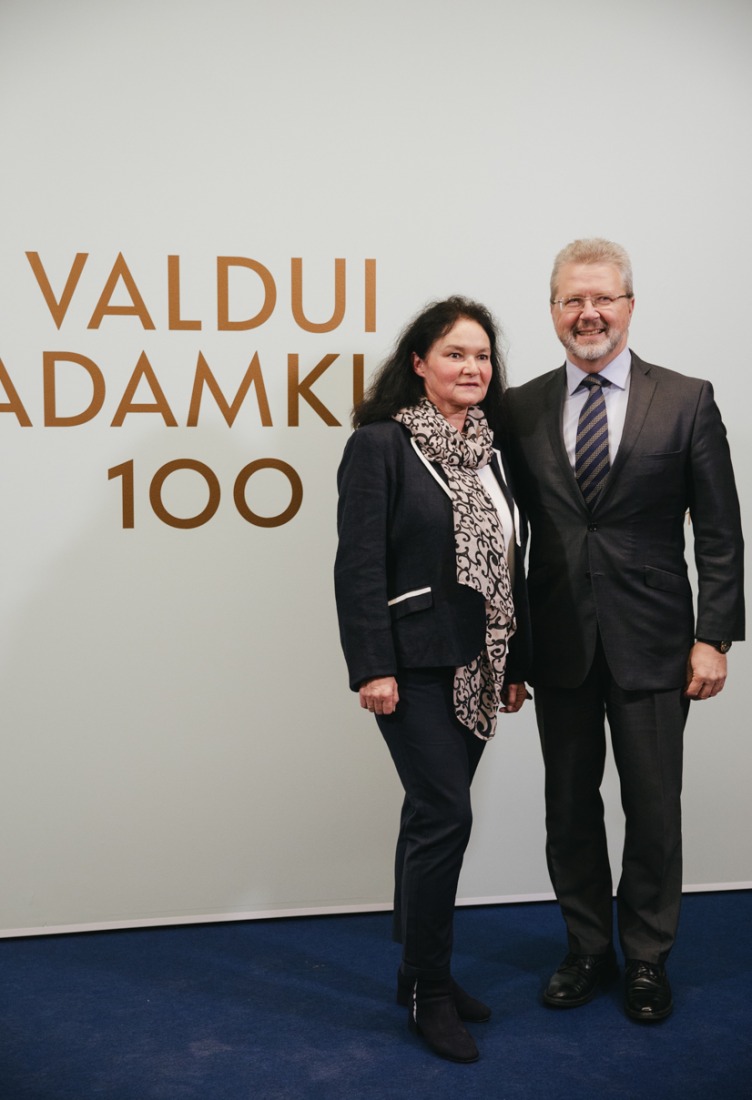 Antano Sutkaus fotografijų parodos „Valdui Adamkui – 100“ atidarymas