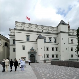 Valdovų rūmų vartus atvers visa Lietuva