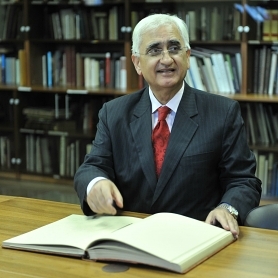 The Museum charmed the former minister of external affairs of India