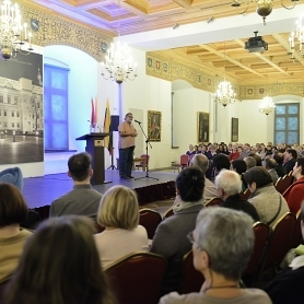 Guests were charmed by the lecture about soulmates and the Palace