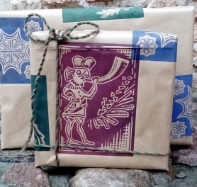 Educational workshop „Spruce up gifts“