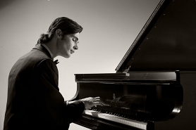 Opening of Čiurlionis music festival: Evgeny Starodubtsev (piano), symphony orchestra of the National M.K.Čiurlionis School of Art, conductor Martynas Staškus 14 Octorber 2014, 7 p.m.
