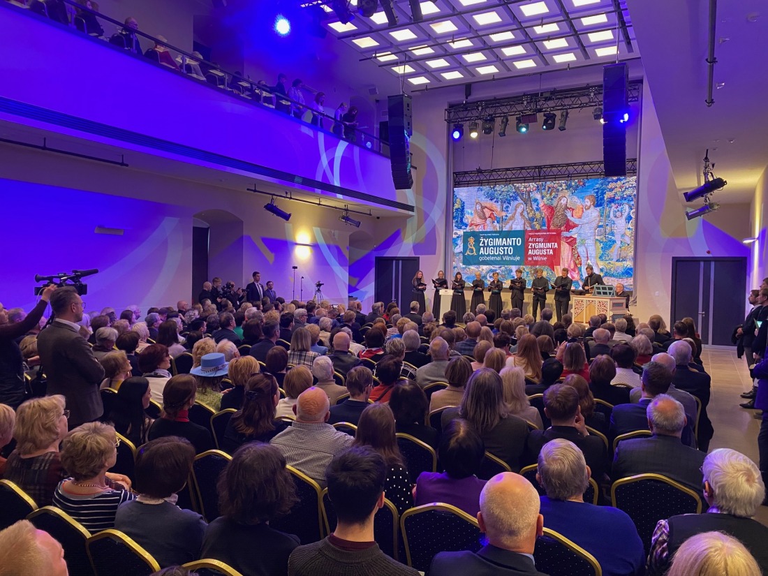 Vilniuje atidaryta neįkainojamų vertybių paroda – Žygimanto Augusto gobelenai