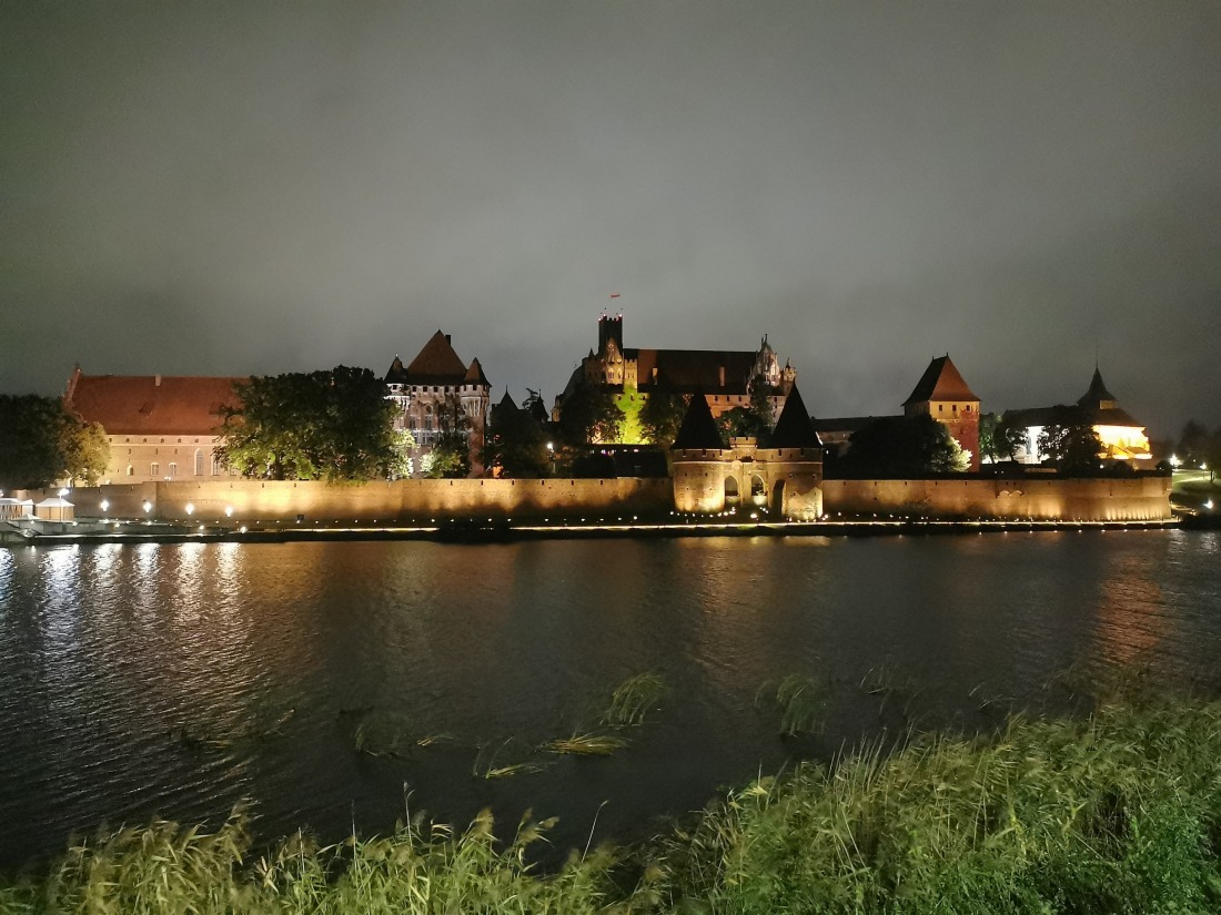 Juodoji ir baltoji Kryžiuočių ordino legenda – Malborko (Marienburgo) pilyje