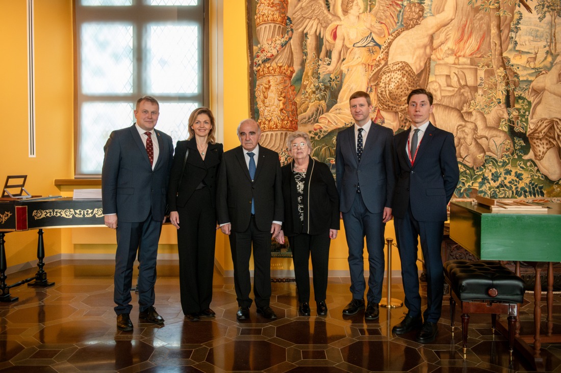 The President of Malta surprised to find a work by Malta's most famous painter in the Palace of the Grand Dukes