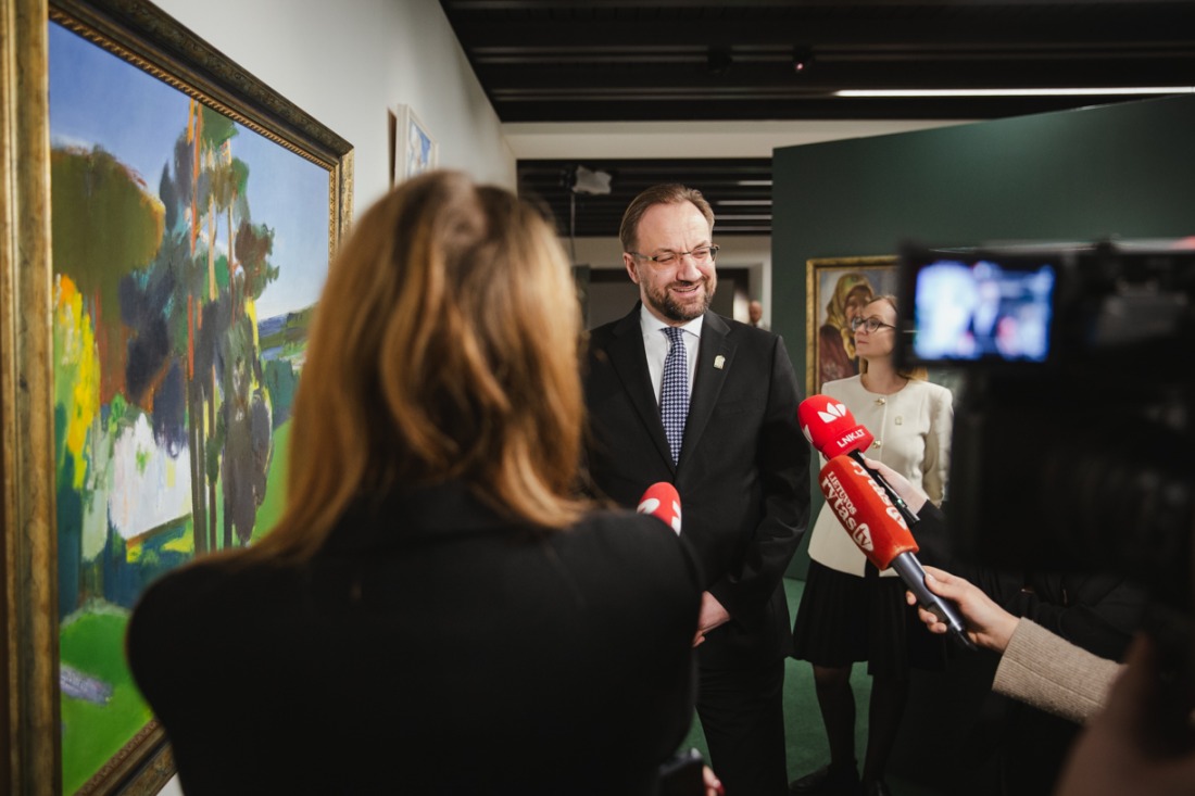 Atidaryta paroda „Atsivėrimai. Iš Lietuvos banko rinkinio“