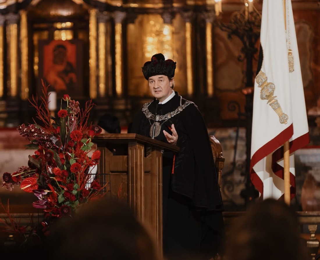 Sveikiname Vilniaus universiteto rektorių prof. dr. Rimvydą Petrauską!